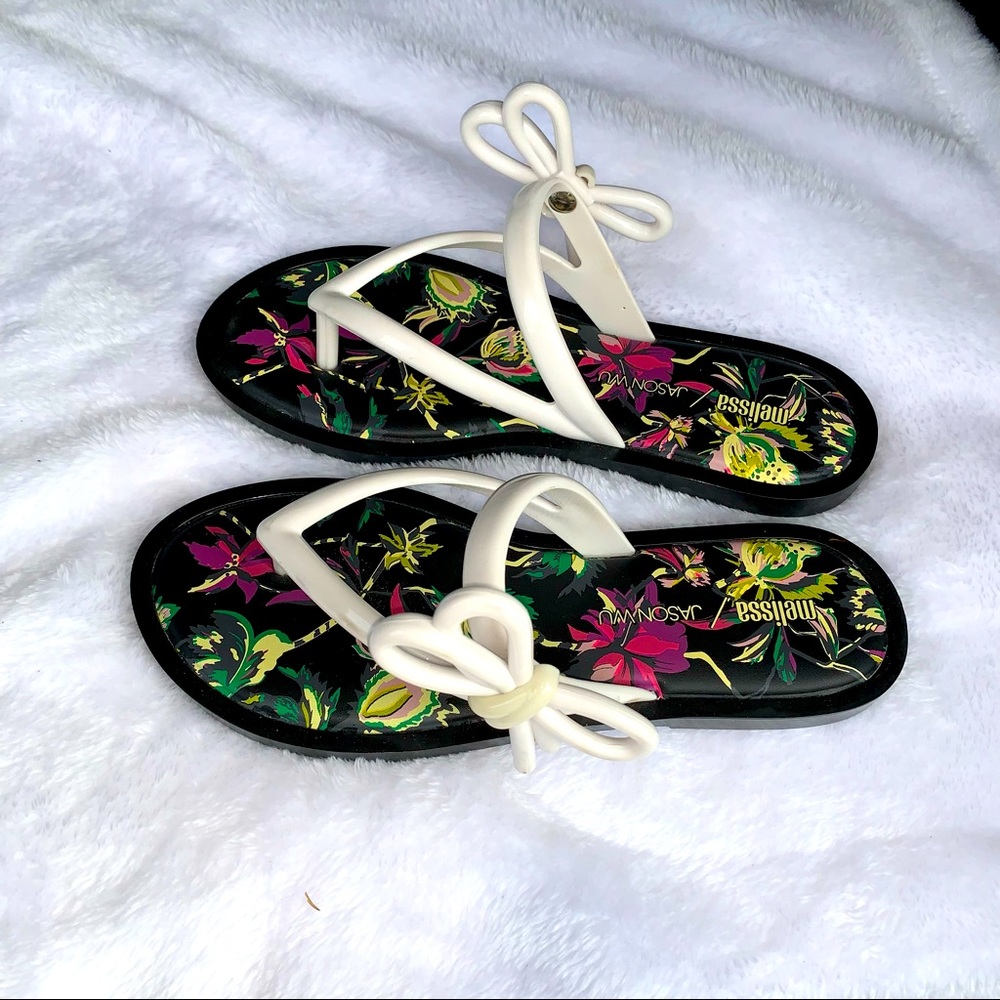 Melissa brand Jason Wu white filp flop sandals.